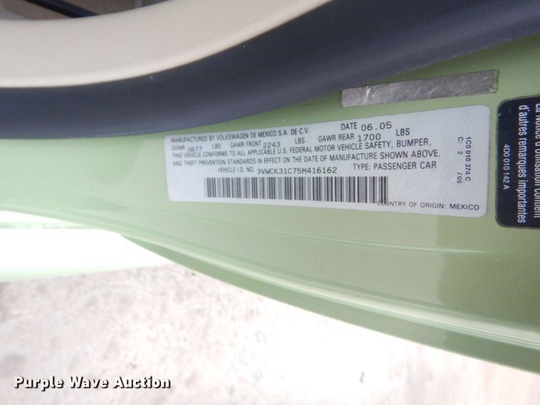 image for item HG9965 2005 Volkswagen Beetle