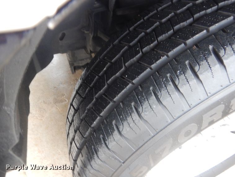 image for item HG9966 2009 GMC Sierra 1500  Crew Cab pickup truck