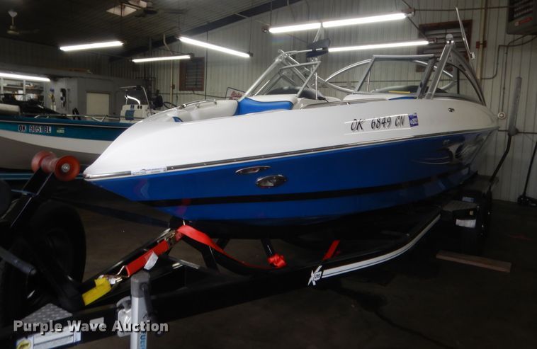 image for item HG9968 2006  Tige 24Ve boat