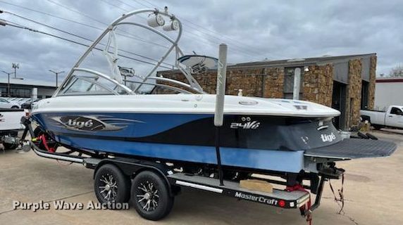 image for item HG9968 2006  Tige 24Ve boat