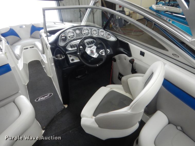 image for item HG9968 2006  Tige 24Ve boat