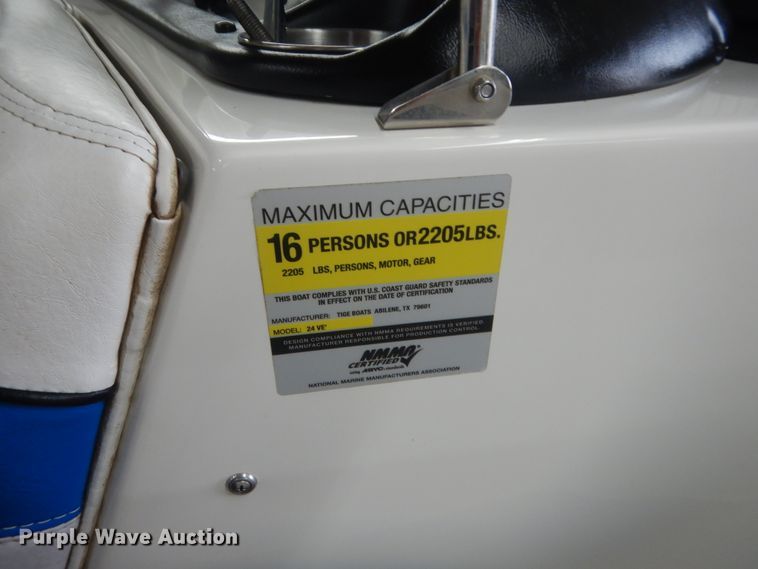 image for item HG9968 2006  Tige 24Ve boat