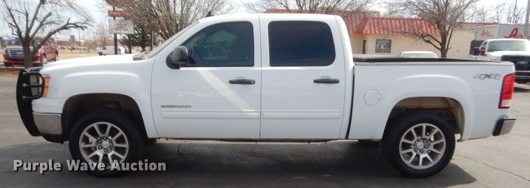 image for item HG9969 2012 GMC Sierra 1500  Crew Cab pickup truck