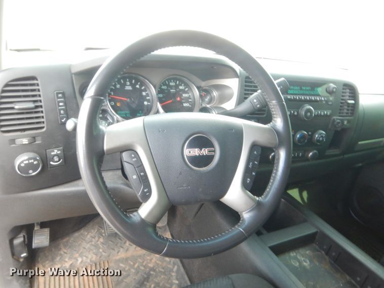 image for item HG9969 2012 GMC Sierra 1500  Crew Cab pickup truck