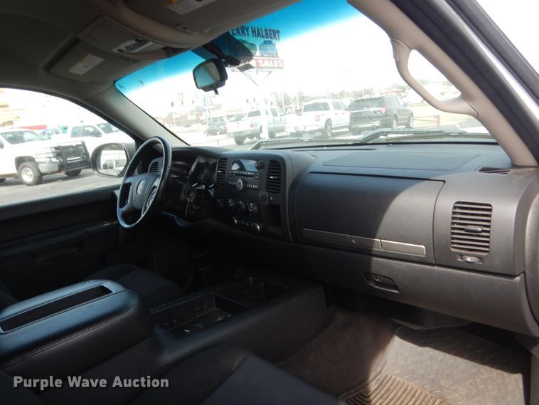 image for item HG9969 2012 GMC Sierra 1500  Crew Cab pickup truck