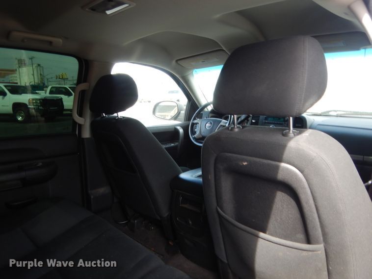 image for item HG9969 2012 GMC Sierra 1500  Crew Cab pickup truck