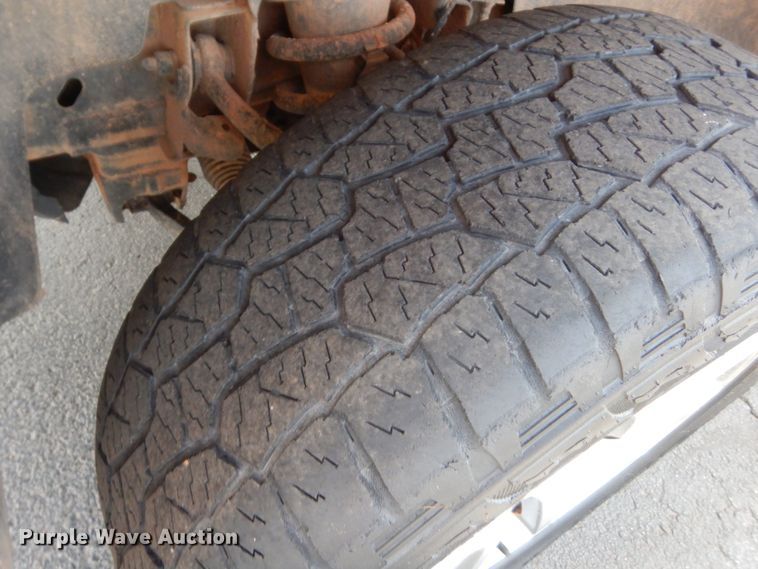 image for item HG9969 2012 GMC Sierra 1500  Crew Cab pickup truck