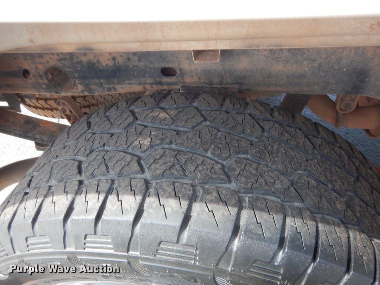 image for item HG9969 2012 GMC Sierra 1500  Crew Cab pickup truck