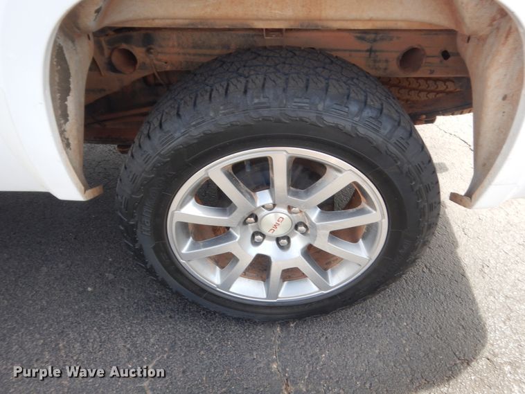 image for item HG9969 2012 GMC Sierra 1500  Crew Cab pickup truck