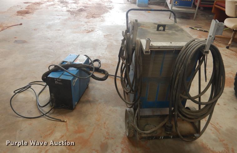 image for item HL9656 Miller Detweld 300 CV/DC welder