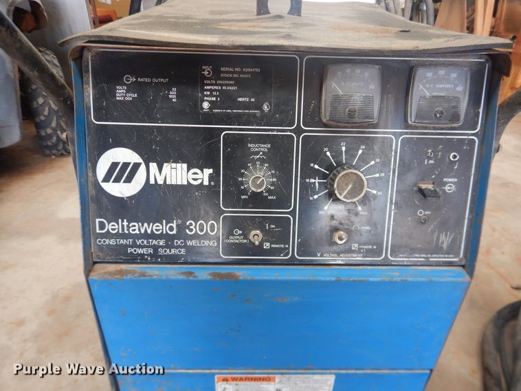 image for item HL9656 Miller Detweld 300 CV/DC welder