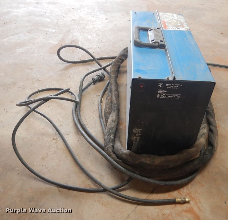 image for item HL9656 Miller Detweld 300 CV/DC welder