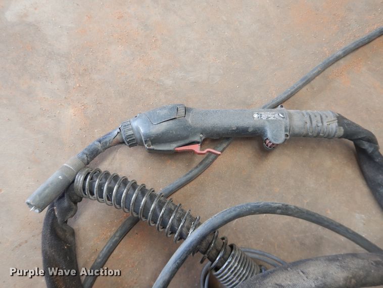 image for item HL9656 Miller Detweld 300 CV/DC welder