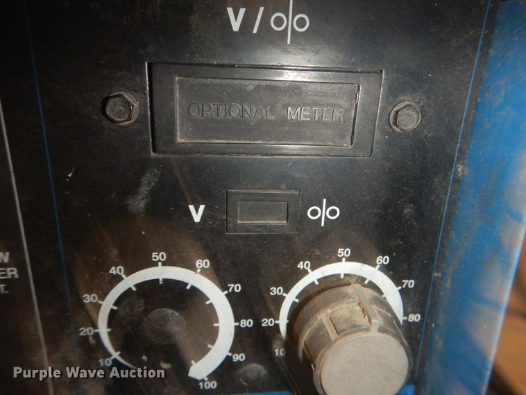 image for item HL9656 Miller Detweld 300 CV/DC welder