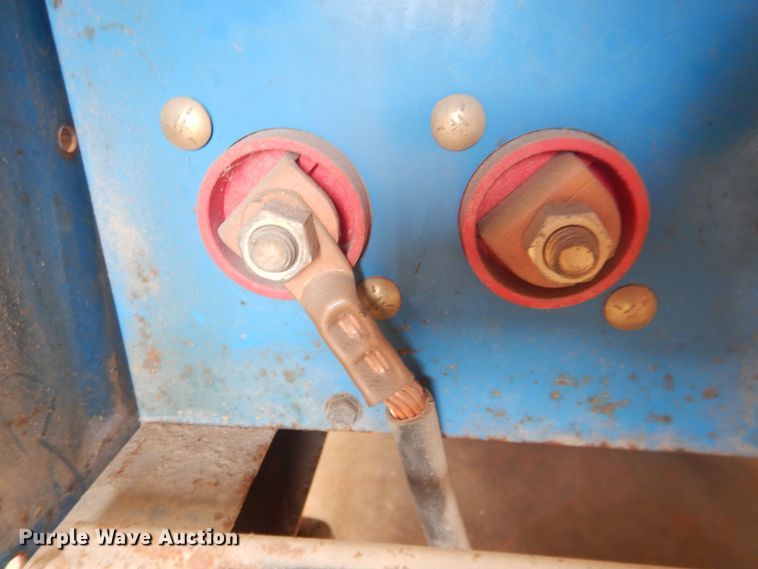 image for item HL9656 Miller Detweld 300 CV/DC welder