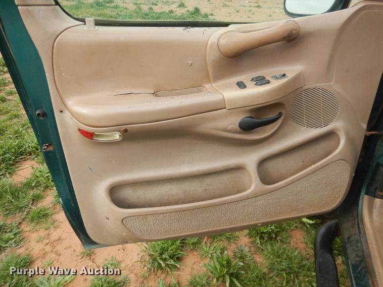 image for item HL9718 1997 Ford F150  SuperCab pickup truck