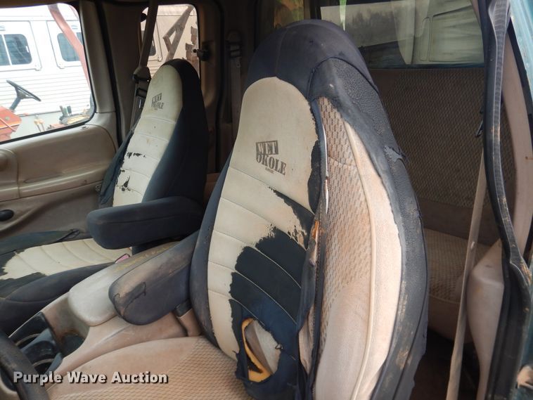 image for item HL9718 1997 Ford F150  SuperCab pickup truck