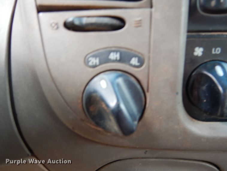 image for item HL9718 1997 Ford F150  SuperCab pickup truck