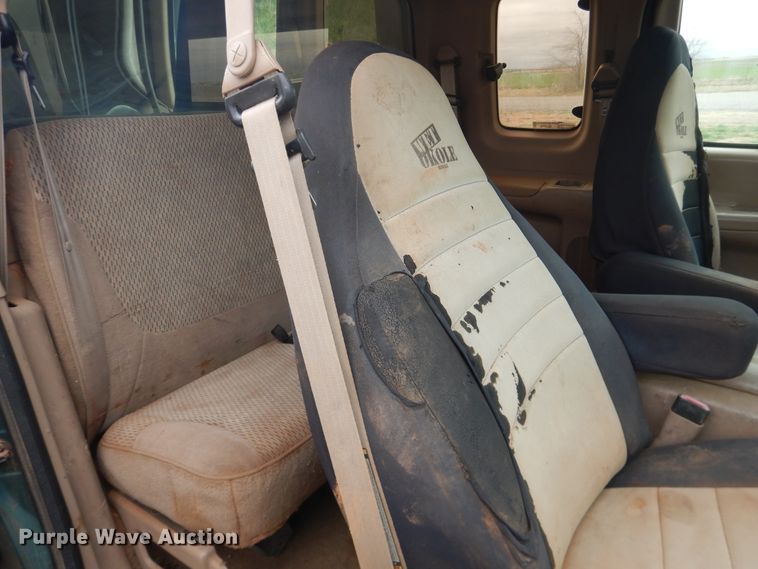 image for item HL9718 1997 Ford F150  SuperCab pickup truck