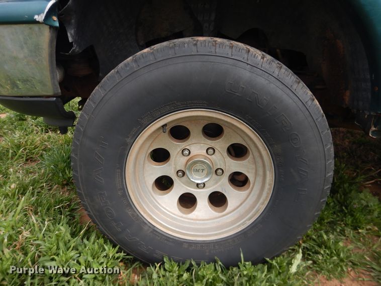 image for item HL9718 1997 Ford F150  SuperCab pickup truck