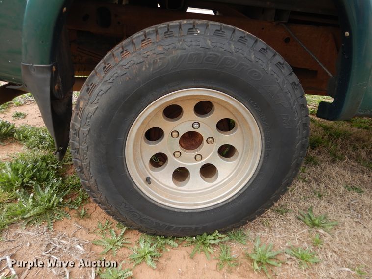 image for item HL9718 1997 Ford F150  SuperCab pickup truck