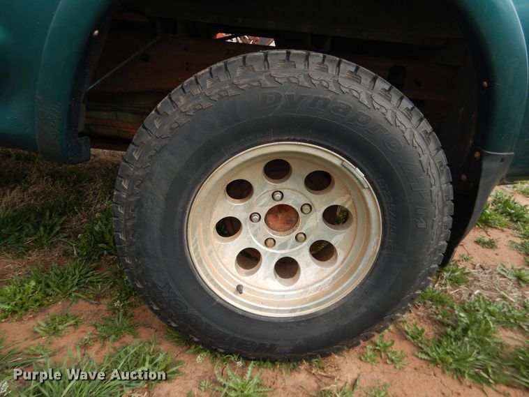 image for item HL9718 1997 Ford F150  SuperCab pickup truck