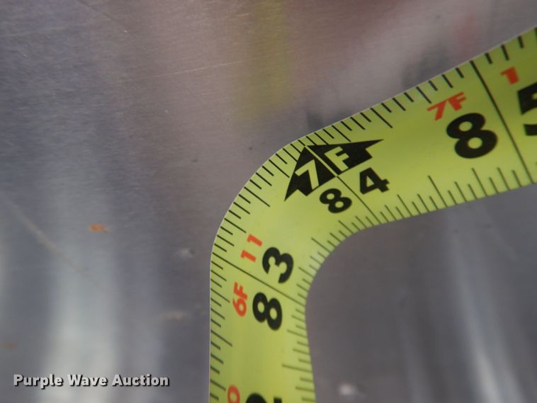 image for item HL9720 1992 Sooner livestock trailer