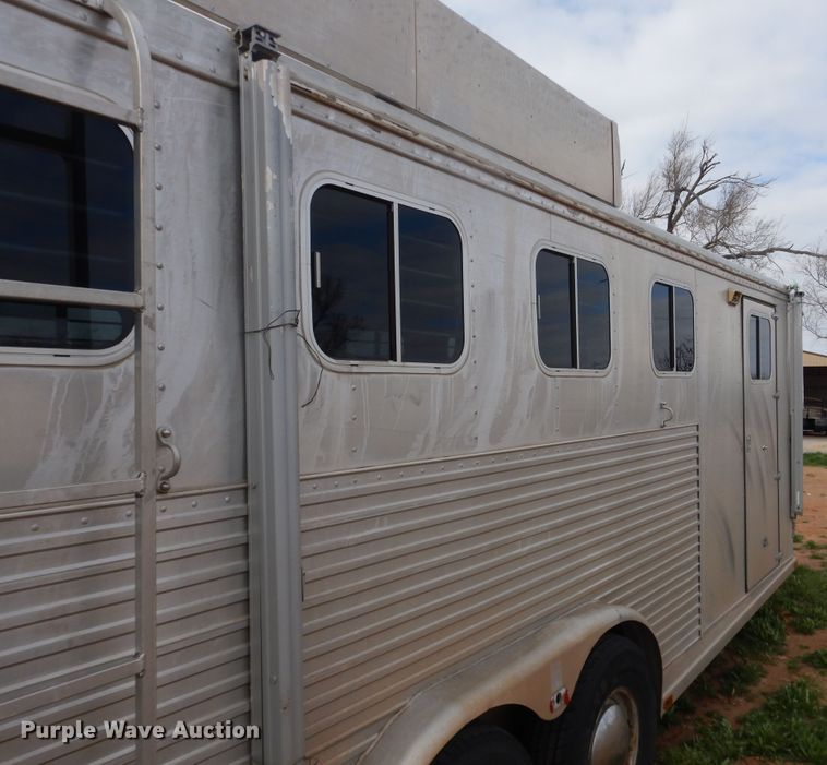 image for item HL9720 1992 Sooner livestock trailer