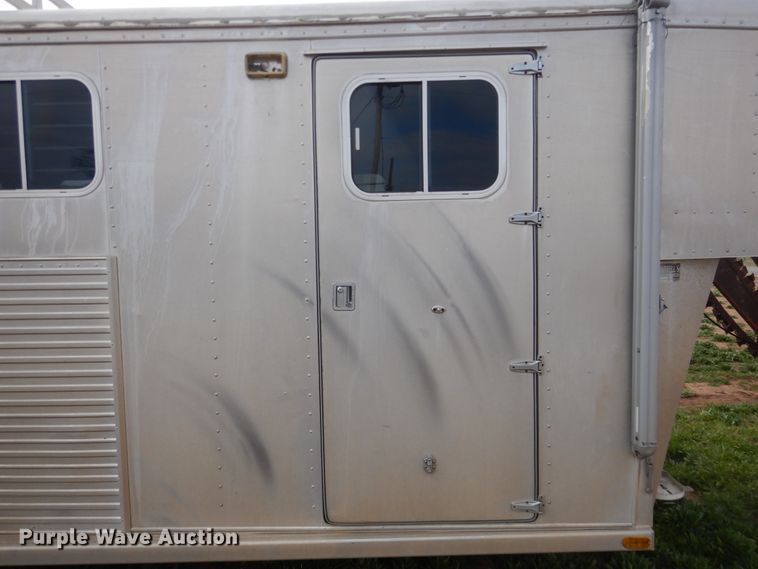 image for item HL9720 1992 Sooner livestock trailer