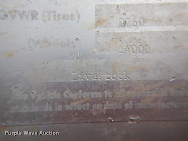 image for item HL9720 1992 Sooner livestock trailer