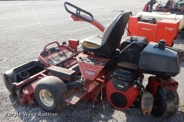 image for item HO9274 Toro Greensmaster 3050  lawn mower