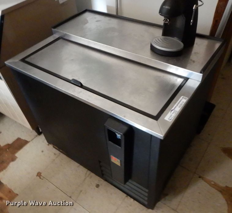 Appliances in Kansas City, MO Item HO9316 sold Purple Wave