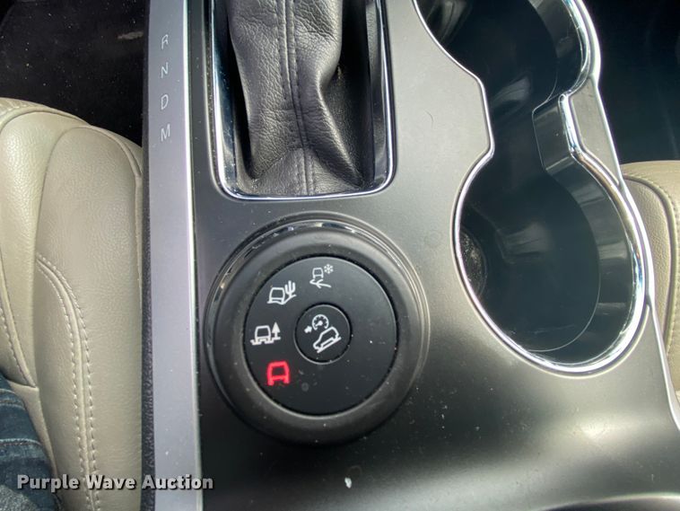 image for item HR9445 2015 Ford Explorer XLT  SUV