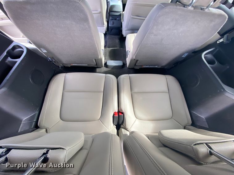 image for item HR9445 2015 Ford Explorer XLT  SUV