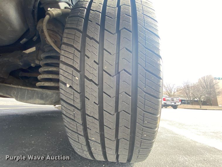 image for item HR9445 2015 Ford Explorer XLT  SUV