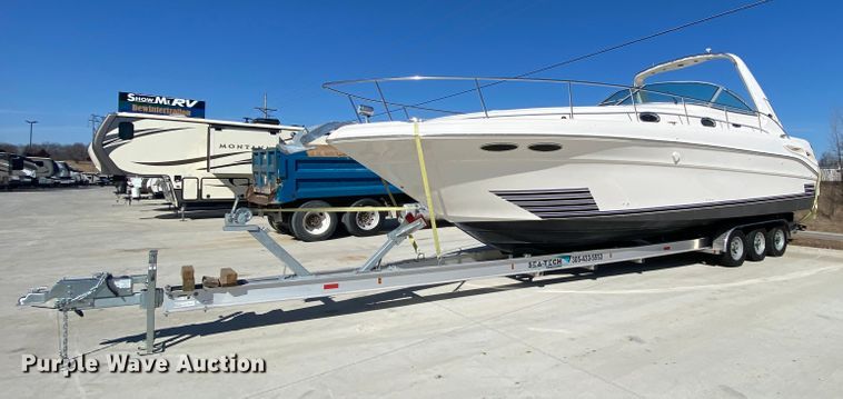 image for item HR9457 2002 Sea Ray Cruiser  boat