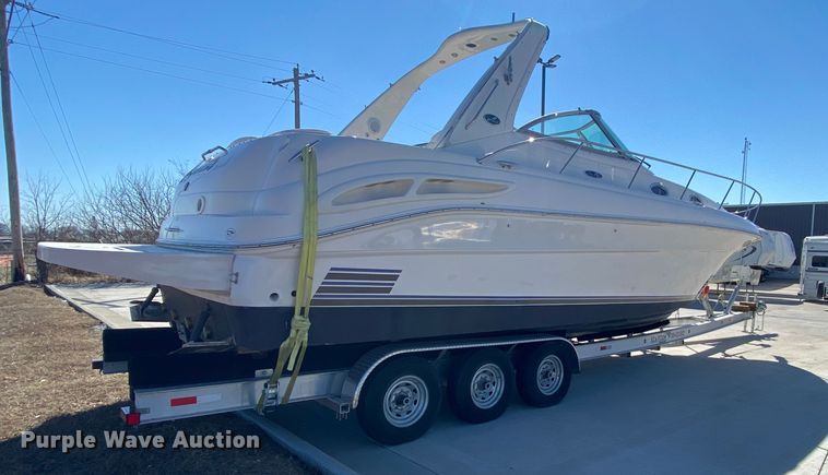 image for item HR9457 2002 Sea Ray Cruiser  boat