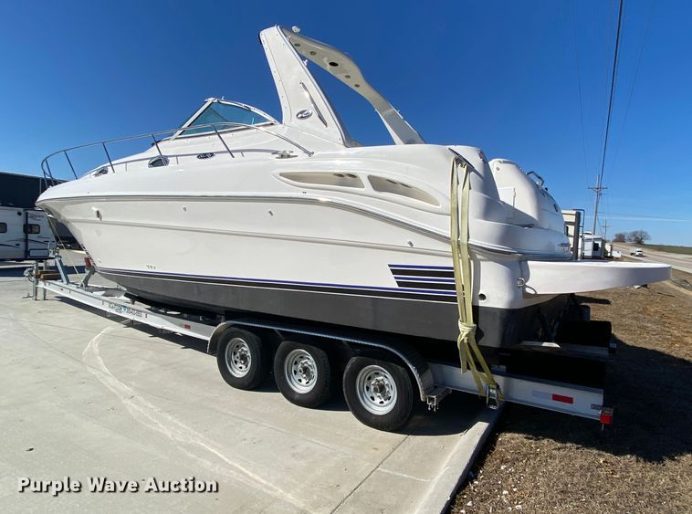 image for item HR9457 2002 Sea Ray Cruiser  boat