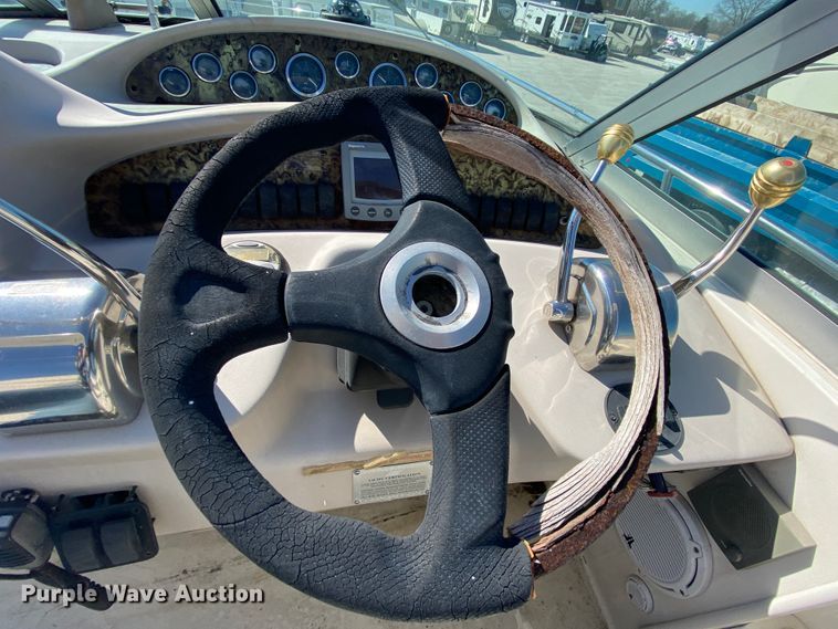 image for item HR9457 2002 Sea Ray Cruiser  boat