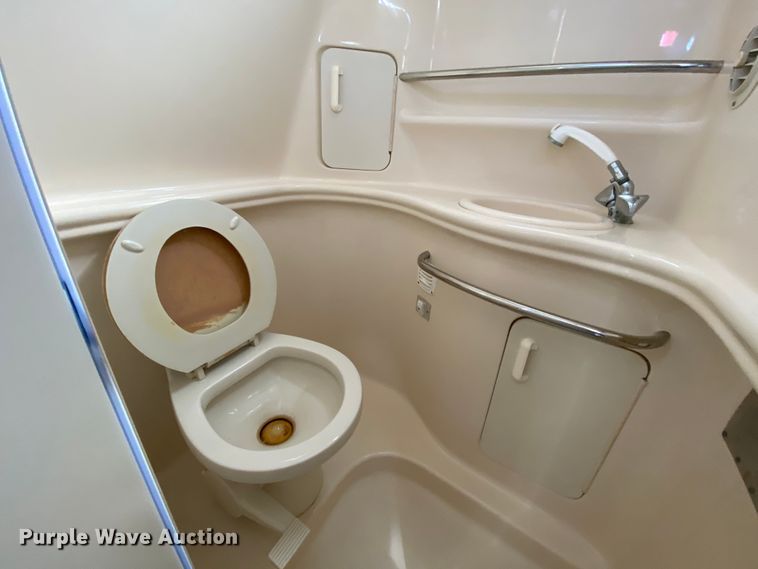 image for item HR9457 2002 Sea Ray Cruiser  boat