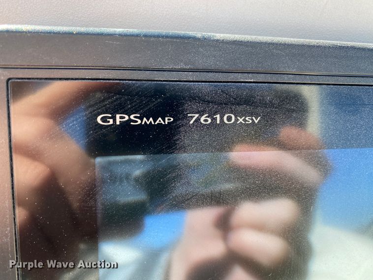 image for item HR9457 2002 Sea Ray Cruiser  boat