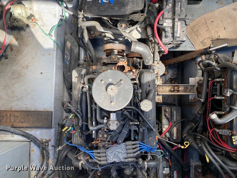 image for item HR9457 2002 Sea Ray Cruiser  boat