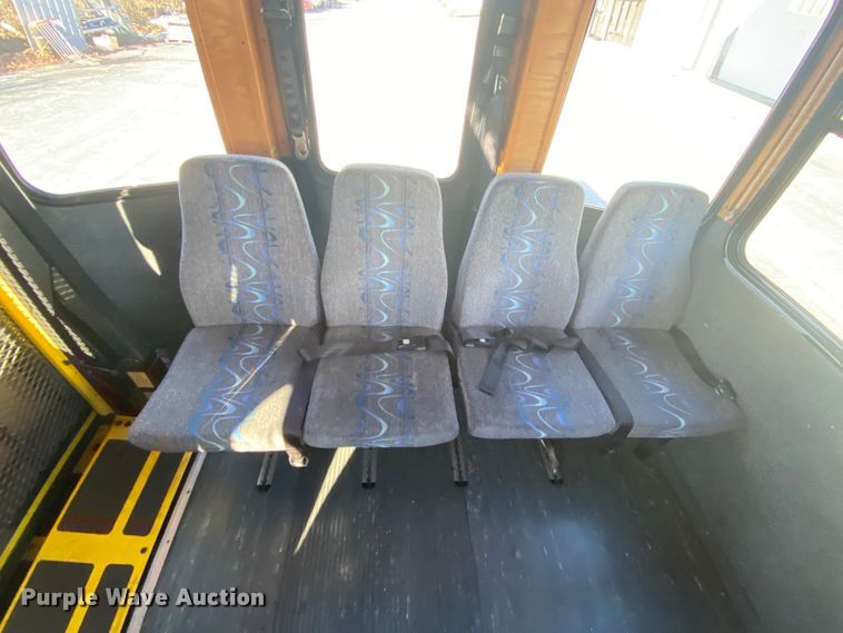 image for item HR9463 2005 Freightliner MB55  trolley