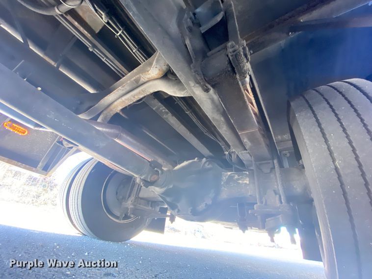 image for item HR9463 2005 Freightliner MB55  trolley