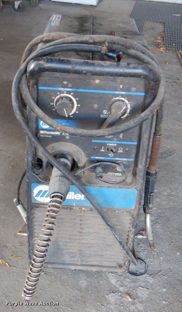 image for item HS9980 Miller Millermatic 210 wire welder