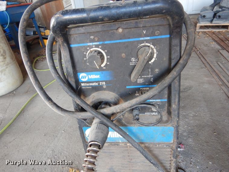 image for item HS9980 Miller Millermatic 210 wire welder