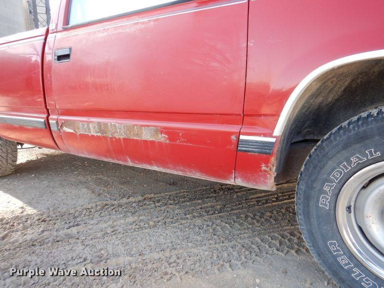 image for item HS9981 1989 Chevrolet Silverado C1500  pickup truck