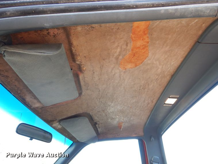 image for item HS9981 1989 Chevrolet Silverado C1500  pickup truck