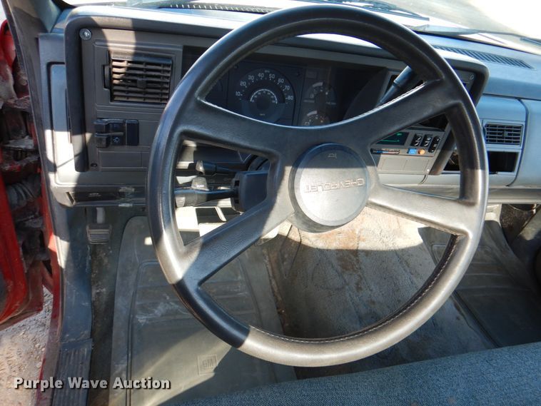 image for item HS9981 1989 Chevrolet Silverado C1500  pickup truck