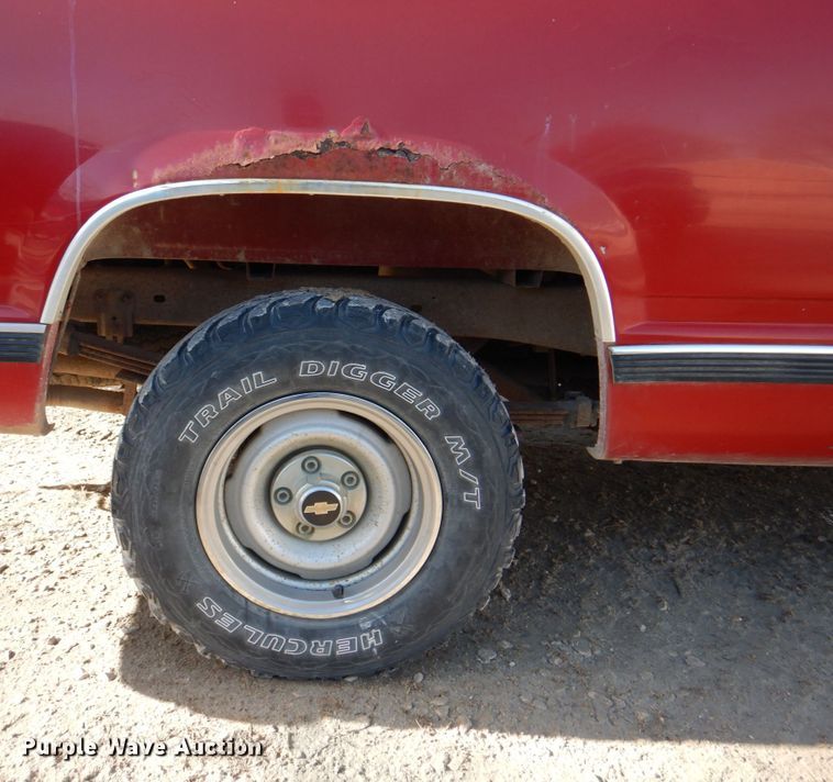 image for item HS9981 1989 Chevrolet Silverado C1500  pickup truck